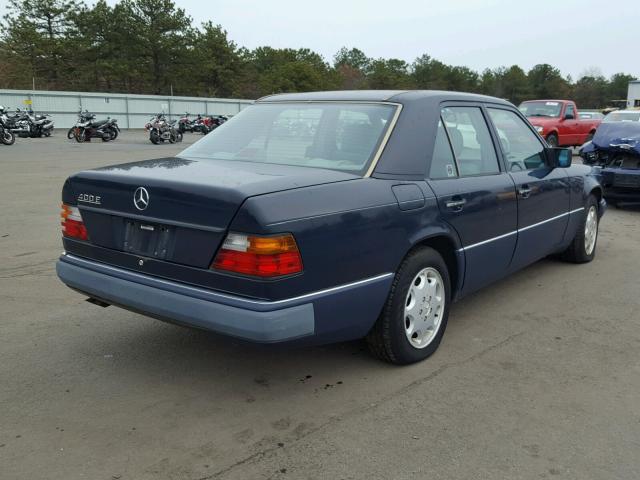 WDBEA34E9NB778219 - 1992 MERCEDES-BENZ 400 E BLUE photo 4