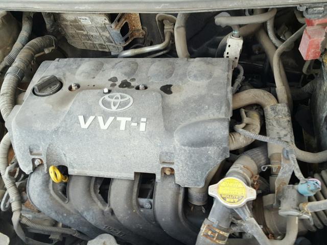 JTDBT923271028608 - 2007 TOYOTA YARIS SILVER photo 7