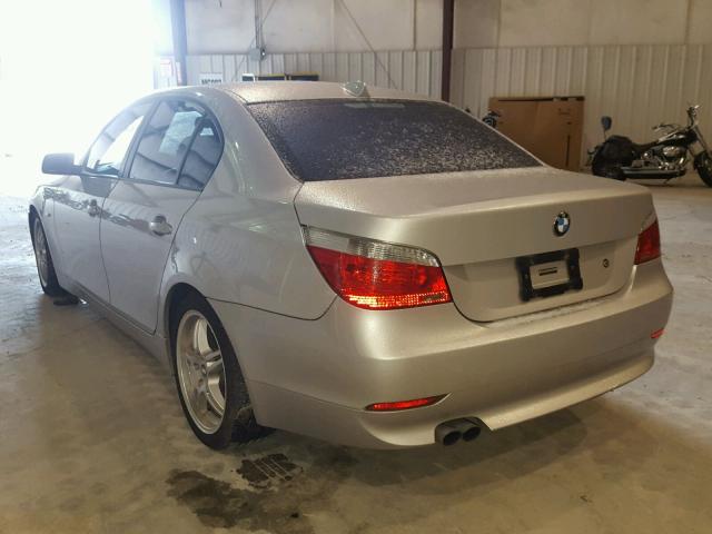 WBANE73527CM56935 - 2007 BMW 530 I GRAY photo 3