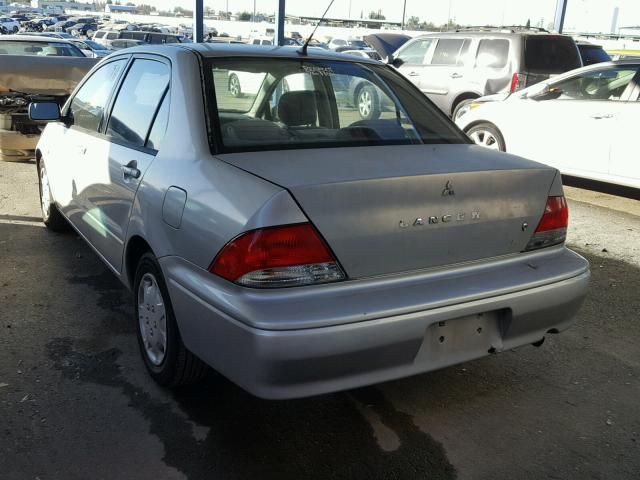 JA3AJ26EX2U030715 - 2002 MITSUBISHI LANCER ES SILVER photo 3