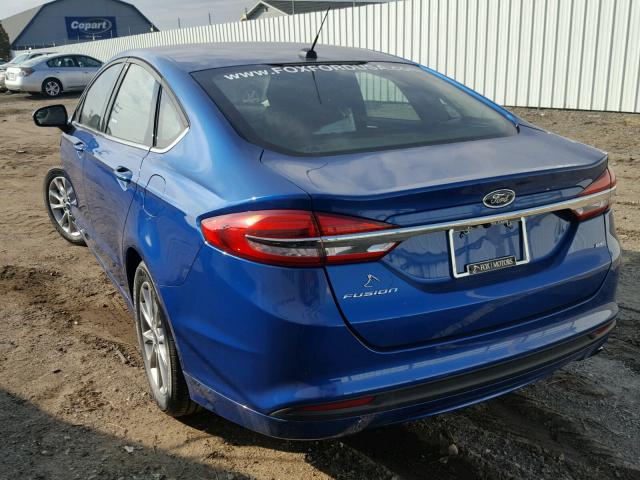 3FA6P0H72HR378717 - 2017 FORD FUSION SE BLUE photo 3