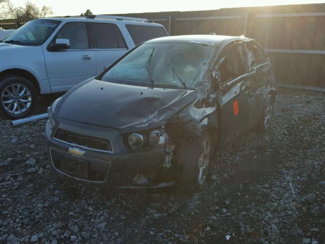 1G1JE5SB7F4208923 - 2015 CHEVROLET SONIC LTZ GRAY photo 2