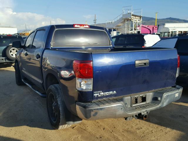 5TFEY5F19DX136409 - 2013 TOYOTA TUNDRA CRE BLUE photo 3