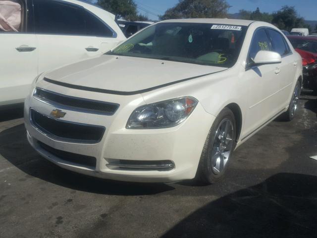 1G1ZD5E04AF267411 - 2010 CHEVROLET MALIBU 2LT WHITE photo 2