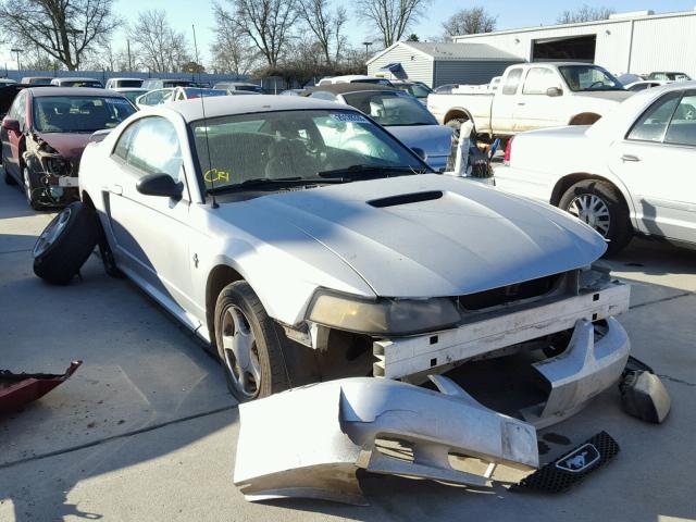 1FAFP404X2F147528 - 2002 FORD MUSTANG SILVER photo 1