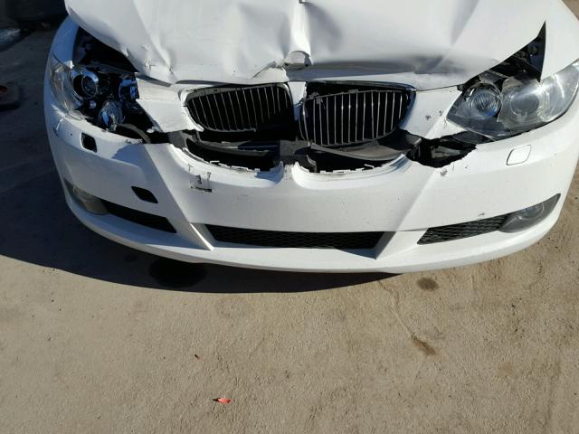 WBAWV13579P122168 - 2009 BMW 328 I SULE WHITE photo 9