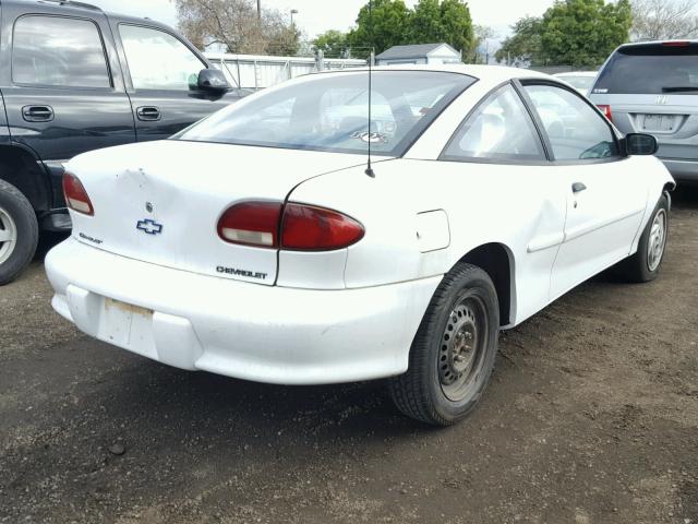 1G1JC1243W7237558 - 1998 CHEVROLET CAVALIER B WHITE photo 4