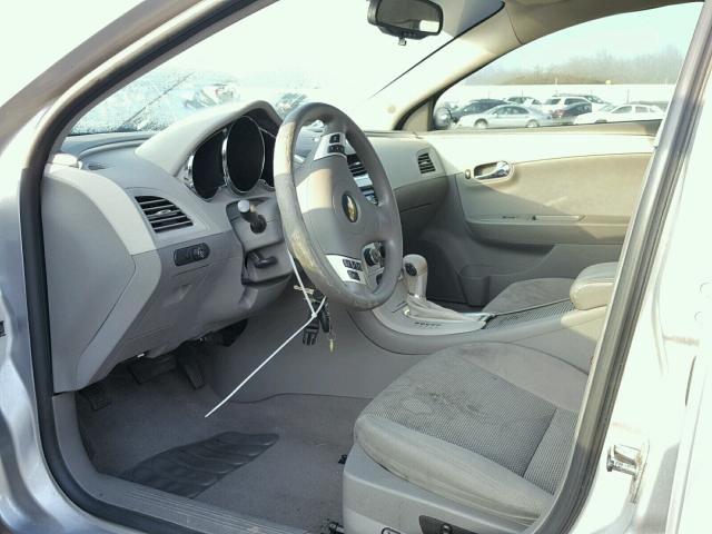 1G1ZB5E01CF203450 - 2012 CHEVROLET MALIBU LS 银色 照片 5