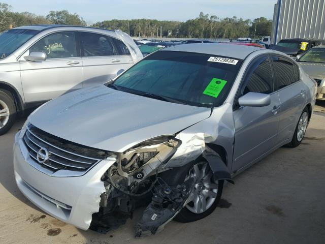 1N4AL2AP4AN405145 - 2010 NISSAN ALTIMA BAS SILVER photo 2