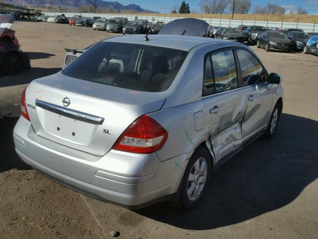 3N1BC11E29L363886 - 2009 NISSAN VERSA S SILVER photo 4