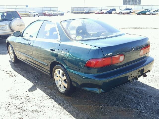 JH4DB765XWS000915 - 1998 ACURA INTEGRA LS GREEN photo 3