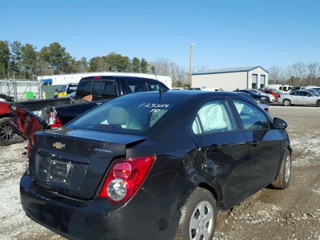 1G1JA5SH4E4237388 - 2014 CHEVROLET SONIC LS BLACK photo 4