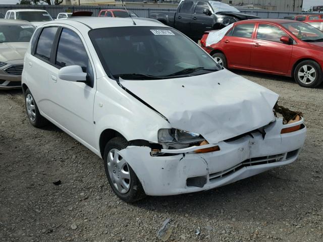 KL1TD66677B789317 - 2007 CHEVROLET AVEO BASE Biały zdjęcie 1