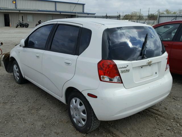 KL1TD66677B789317 - 2007 CHEVROLET AVEO BASE Biały zdjęcie 3