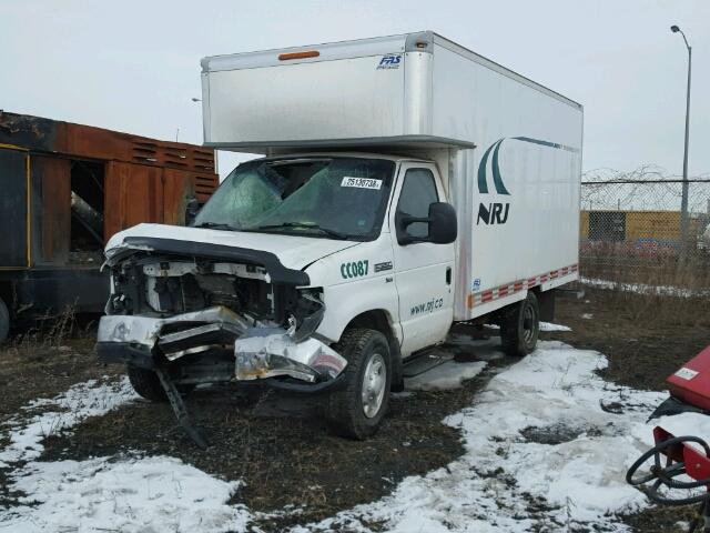 1FDSE3FL1CDA74856 - 2012 FORD ECONOLINE WHITE photo 2