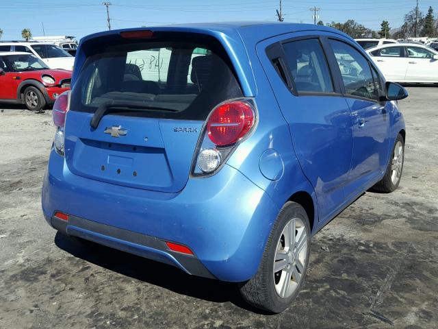 KL8CD6S94EC409360 - 2014 CHEVROLET SPARK 1LT BLUE photo 4