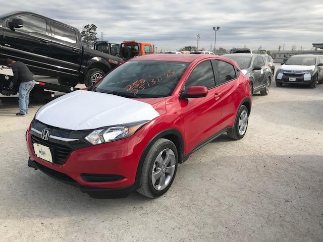 3CZRU5H34HG702640 - 2017 HONDA HR-V LX RED photo 2