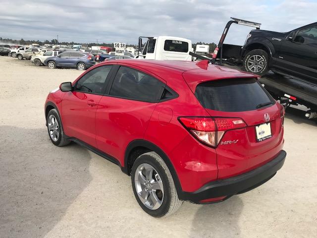 3CZRU5H34HG702640 - 2017 HONDA HR-V LX RED photo 3