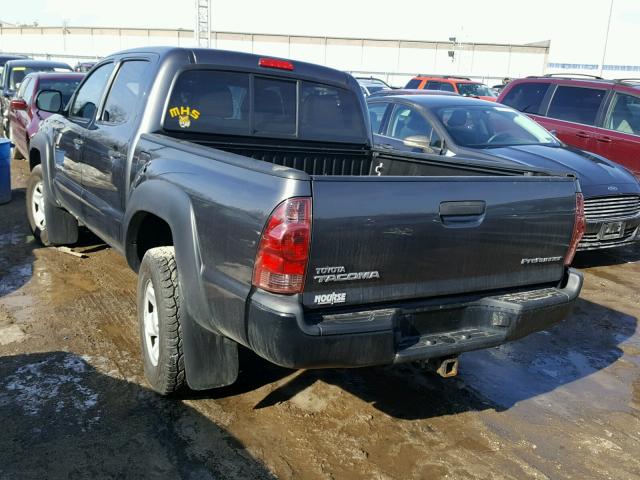 5TFJX4GN3DX026467 - 2013 TOYOTA TACOMA DOU CHARCOAL photo 3