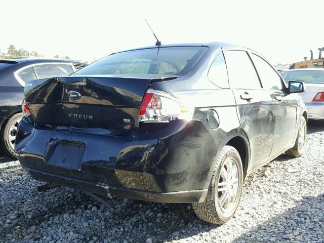 1FAHP35N38W293380 - 2008 FORD FOCUS SE BLACK photo 4