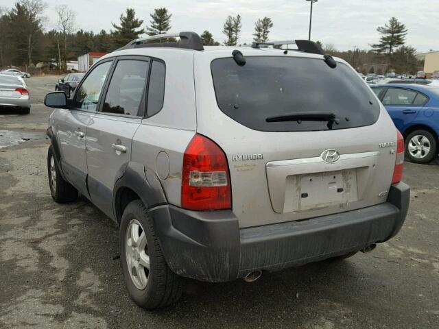 KM8JN72D65U080978 - 2005 HYUNDAI TUCSON GLS SILVER photo 3