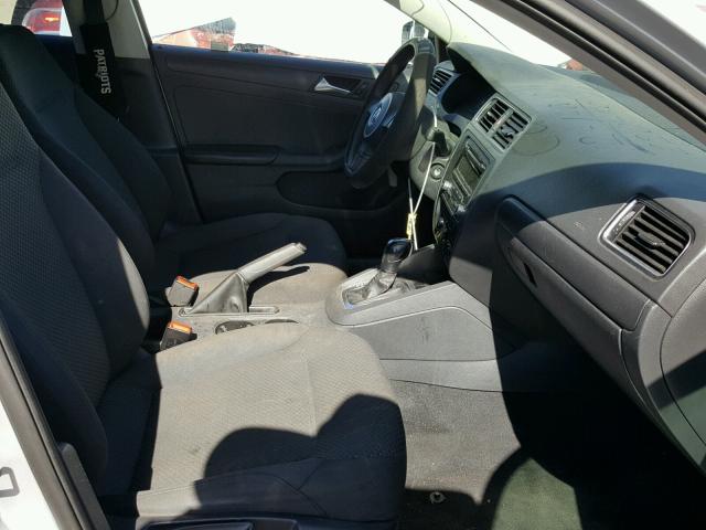 3VW2K7AJ3DM369230 - 2013 VOLKSWAGEN JETTA BASE SILVER photo 5