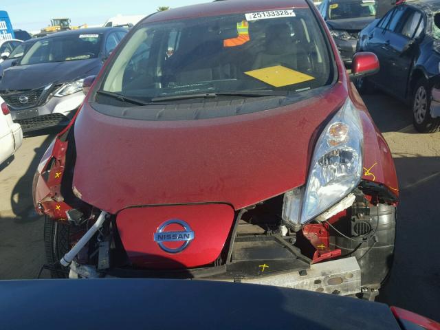 1N4AZ0CP7FC328757 - 2015 NISSAN LEAF S RED photo 9