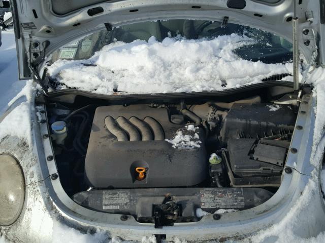 3VWCK21CX3M425011 - 2003 VOLKSWAGEN NEW BEETLE 灰色 照片 7