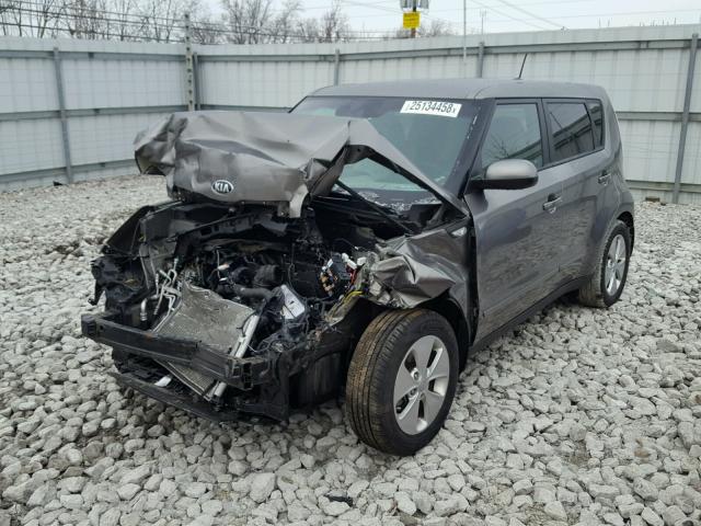 KNDJN2A25E7061568 - 2014 KIA SOUL GRAY photo 2