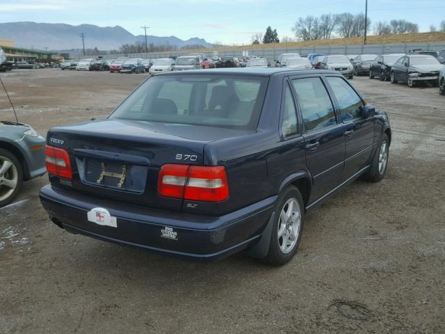 YV1LS5648W1439555 - 1998 VOLVO S70 GLT BLUE photo 4