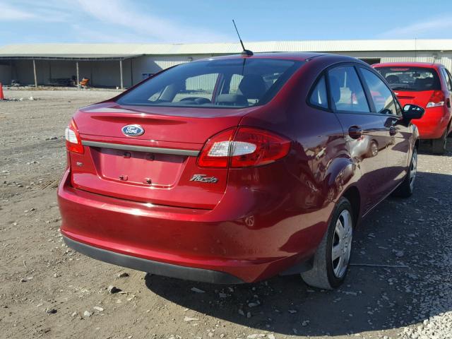 3FADP4BJ3DM219523 - 2013 FORD FIESTA SE RED photo 4