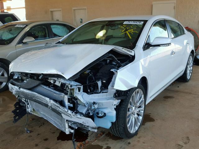 1G4GF5G37GF183359 - 2016 BUICK LACROSSE P WHITE photo 2