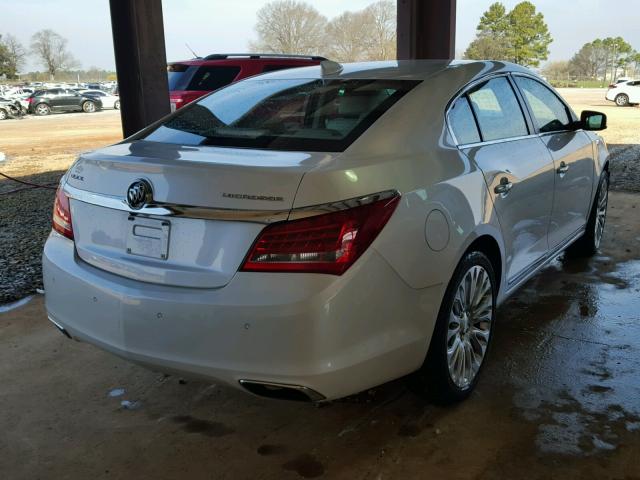 1G4GF5G37GF183359 - 2016 BUICK LACROSSE P WHITE photo 4