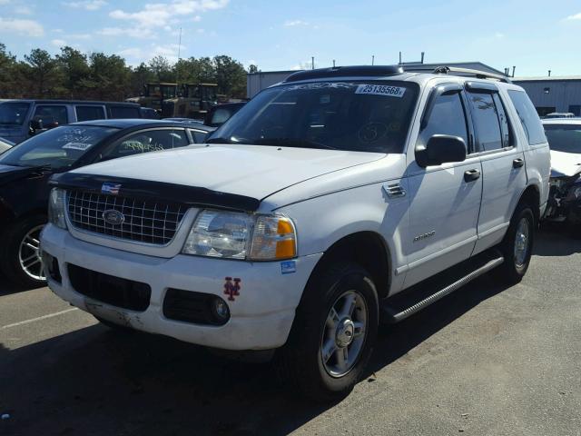 1FMZU73K04UA26917 - 2004 FORD EXPLORER X WHITE photo 2