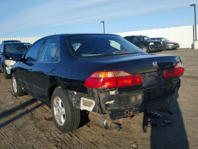 1HGCG1655YA006367 - 2000 HONDA ACCORD EX BLACK photo 3