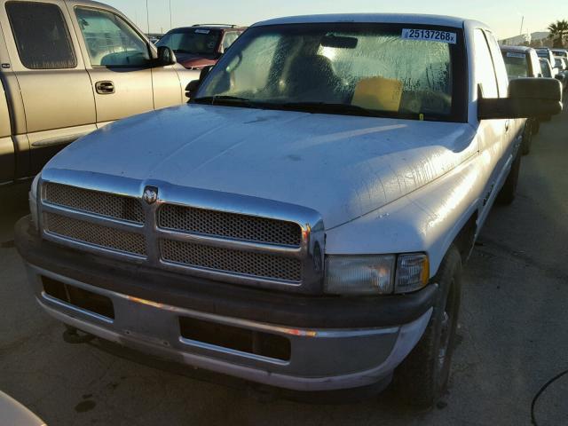 3B7HC13Y9YG155770 - 2000 DODGE RAM 1500 WHITE photo 2