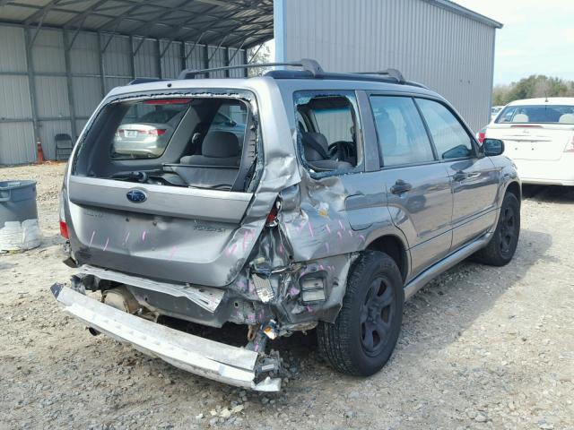 JF1SG63616H720348 - 2006 SUBARU FORESTER 2 GRAY photo 4