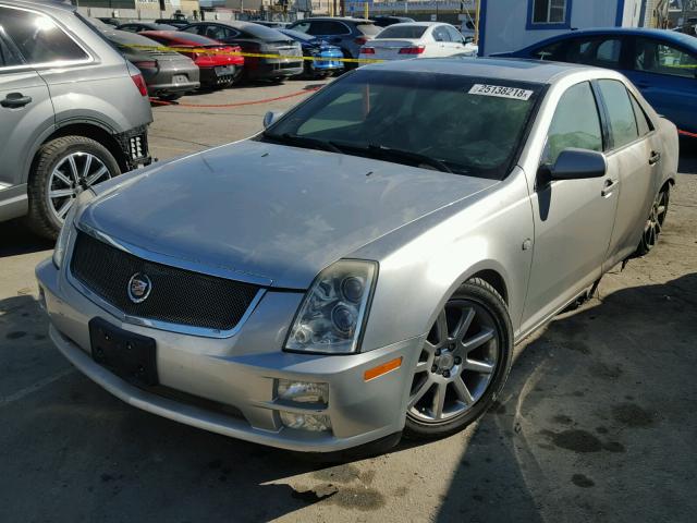 1G6DC67A170116069 - 2007 CADILLAC STS SILVER photo 2