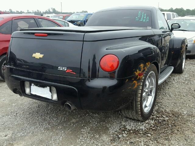 1GCES14H25B117208 - 2005 CHEVROLET SSR BLACK photo 4