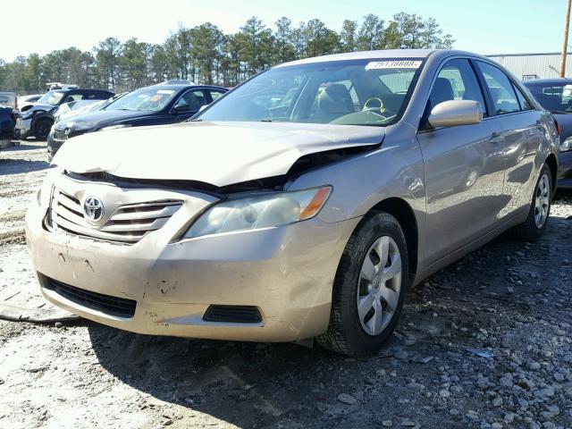 4T1BK46K77U518480 - 2007 TOYOTA CAMRY NEW GOLD photo 2