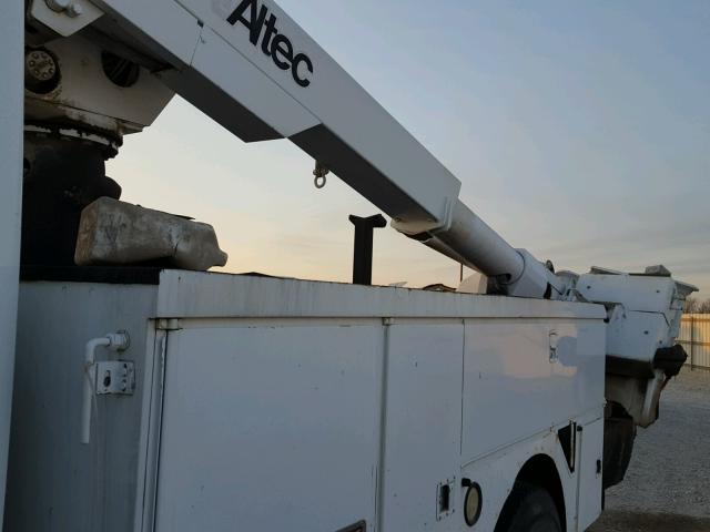 1FV6GFBA5YHF31567 - 2000 FREIGHTLINER MEDIUM CON WHITE photo 6