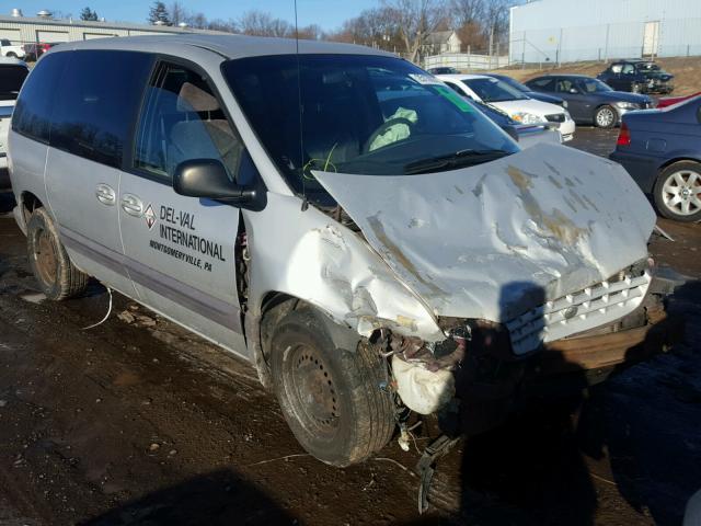 1P4GP45G8XB621858 - 1999 PLYMOUTH VOYAGER SE SILVER photo 1