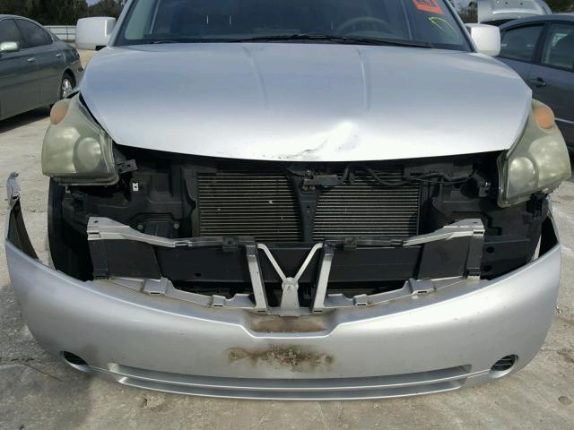 5N1BV28UX7N125402 - 2007 NISSAN QUEST S SILVER photo 9