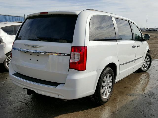 2C4RC1BG1FR520480 - 2015 CHRYSLER TOWN & COU WHITE photo 4