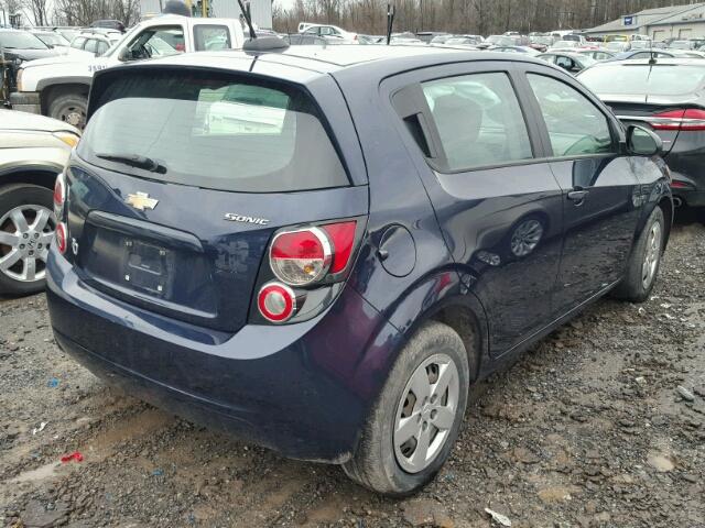 1G1JA6SG7F4152348 - 2015 CHEVROLET SONIC LS BLUE photo 4