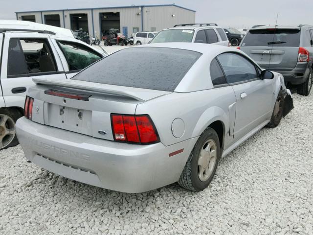 1FAFP4042XF195158 - 1999 FORD MUSTANG SILVER photo 4