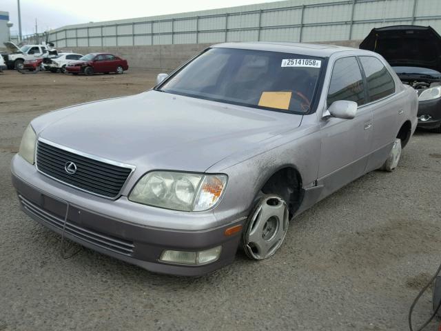 JT8BH28F6X0148538 - 1999 LEXUS LS 400 SILVER photo 2