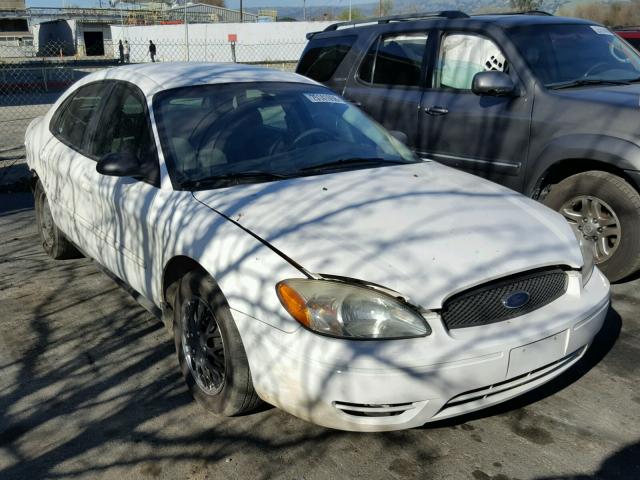 1FAHP53U86A153938 - 2006 FORD TAURUS SE WHITE photo 1