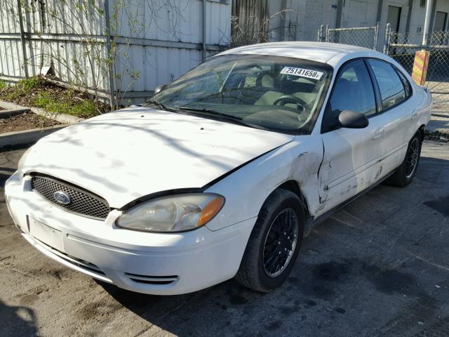 1FAHP53U86A153938 - 2006 FORD TAURUS SE WHITE photo 2