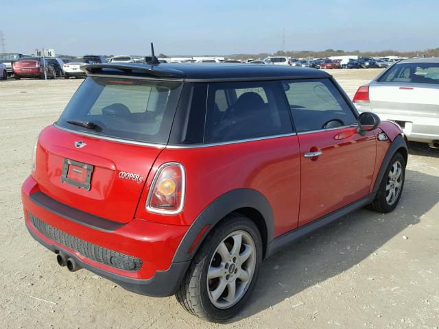 WMWMF73548TT86848 - 2008 MINI COOPER S RED photo 4